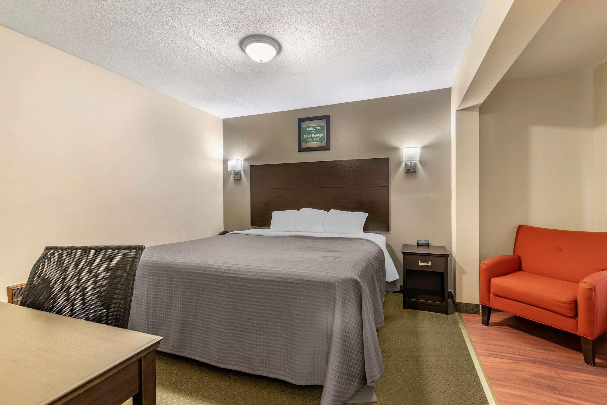 Rodeway Inn Lake George Outlets Екстер'єр фото